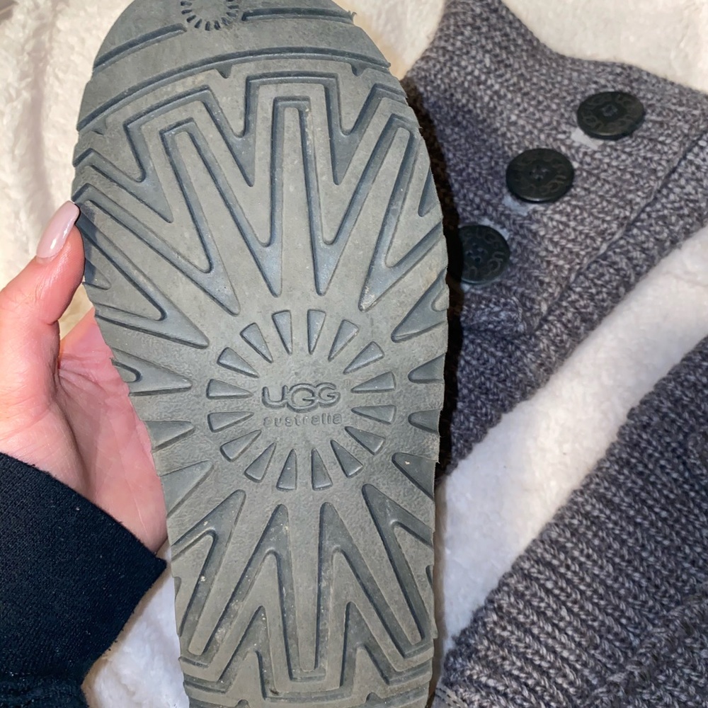 UGG Cardy Boots - Picture 4 of 6